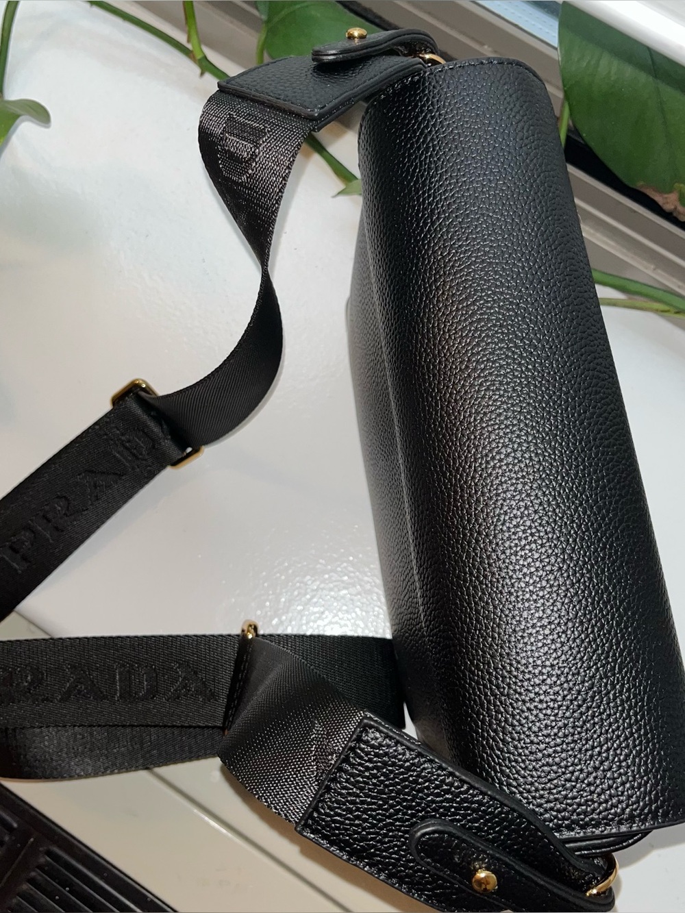 Burberry Black Leather Crossbody with Vintage Check Accent - Picture 6 of 10